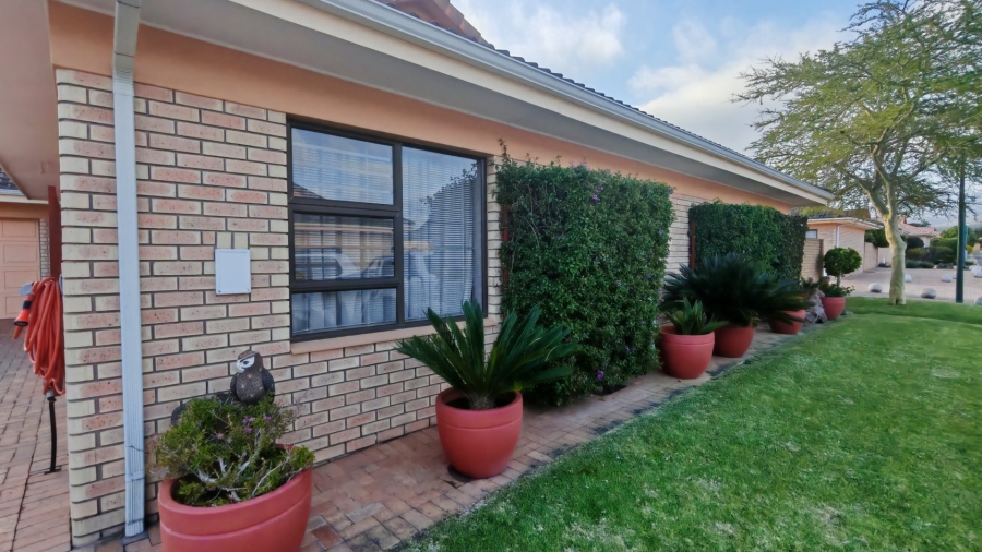 3 Bedroom Property for Sale in Heather Park Western Cape
